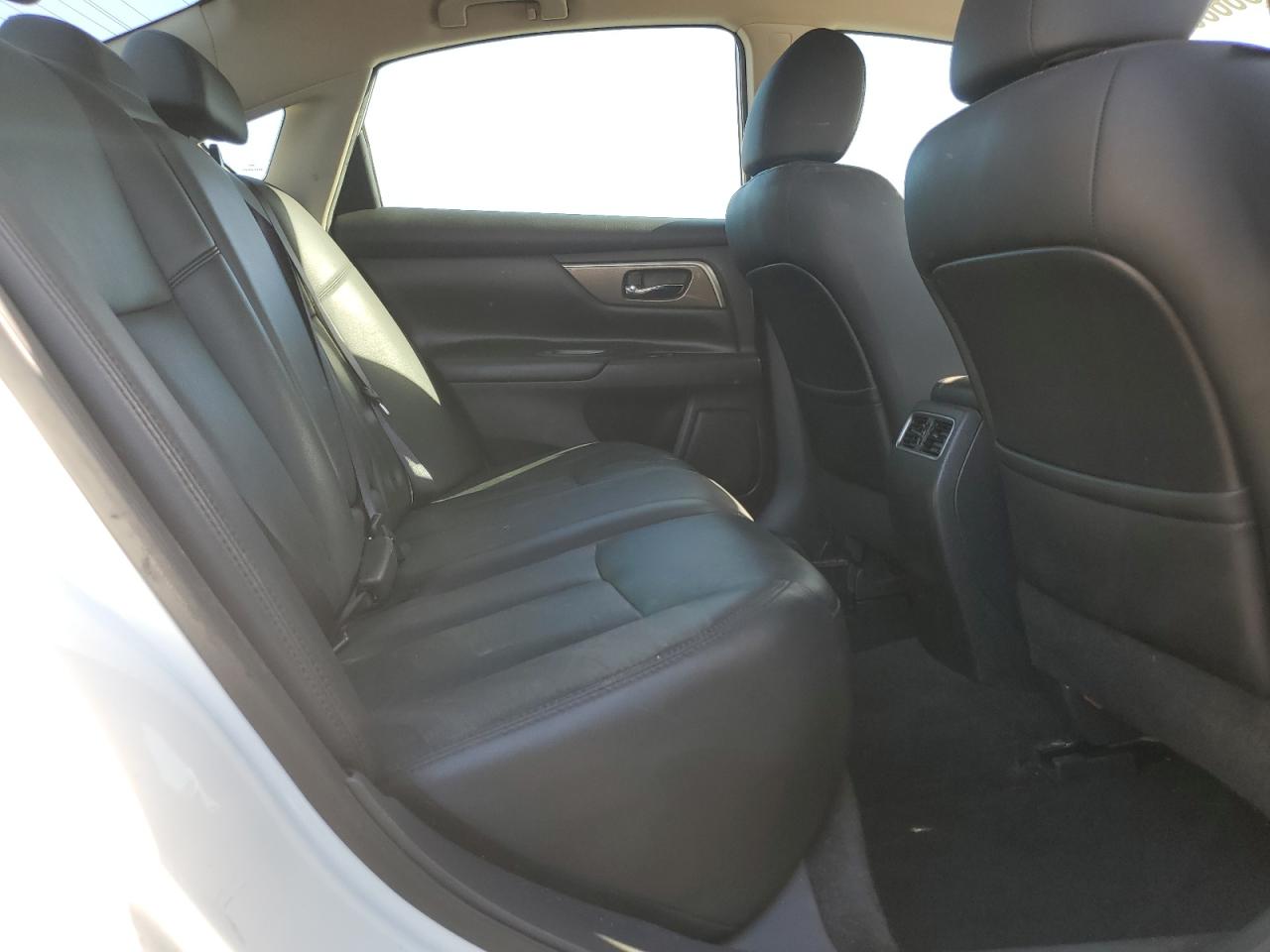 2015 Nissan Altima - Image 10