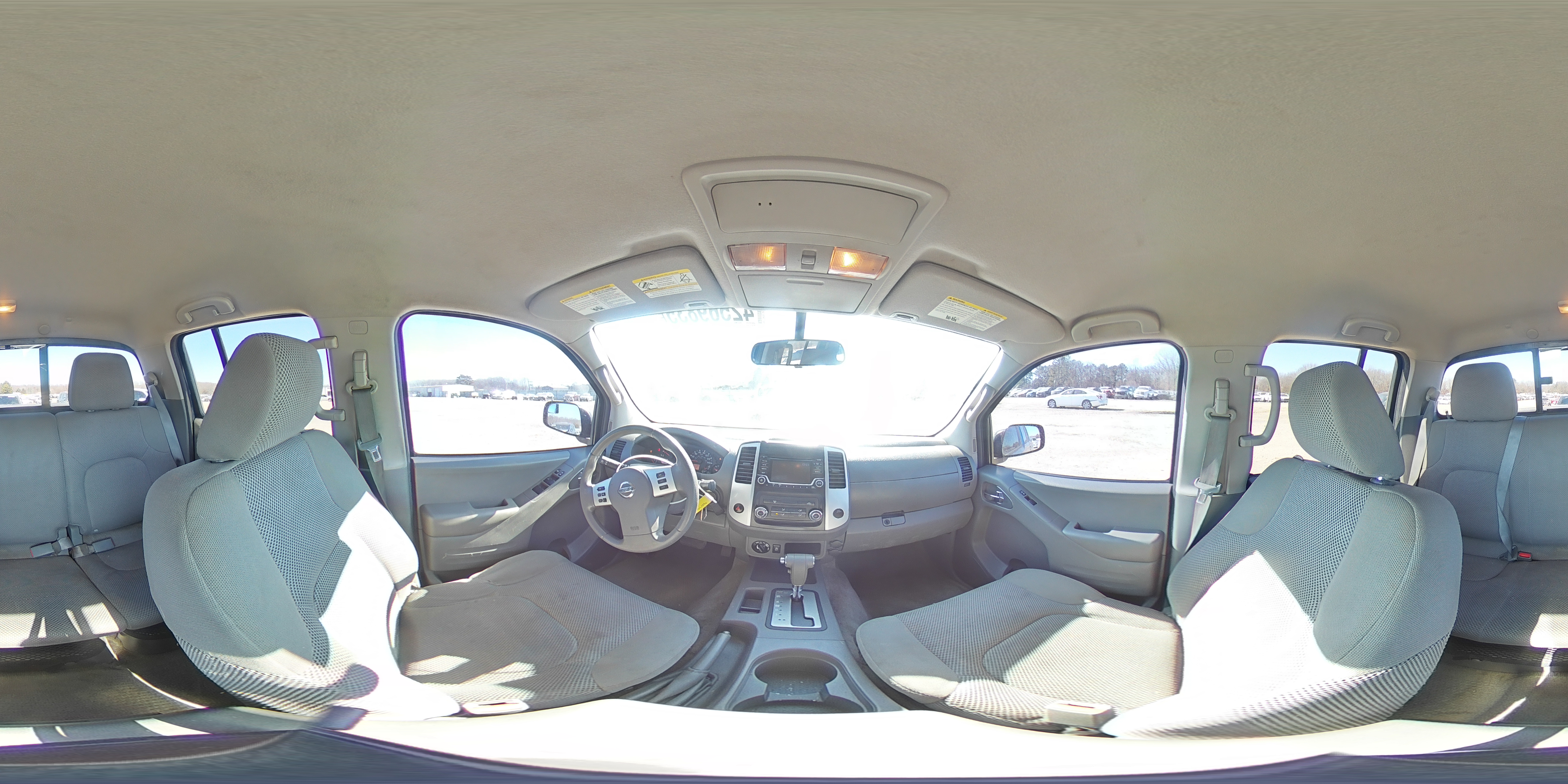2015 Nissan Navara (Frontier) - Image 13
