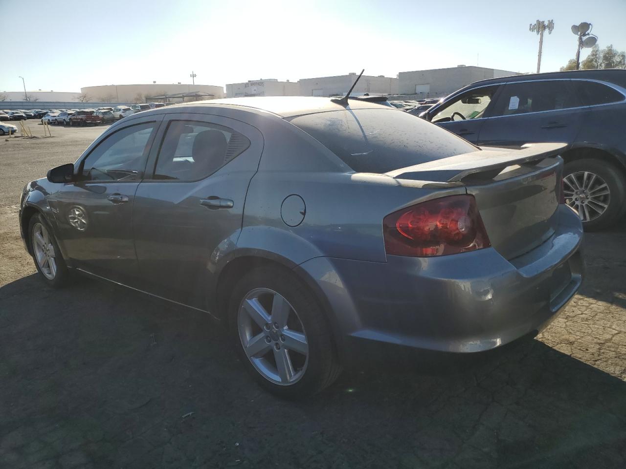 2013 Dodge Avenger - Image 2