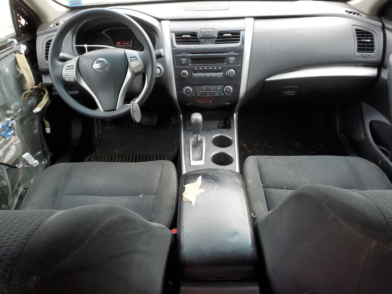 2015 Nissan Altima - Image 8