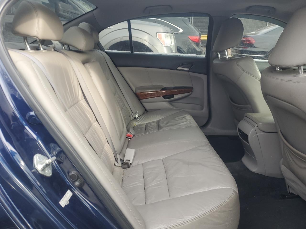 HONDA ACCORD 2011 VIN 1HGCP2F84BA085733 zdjęcie 10
