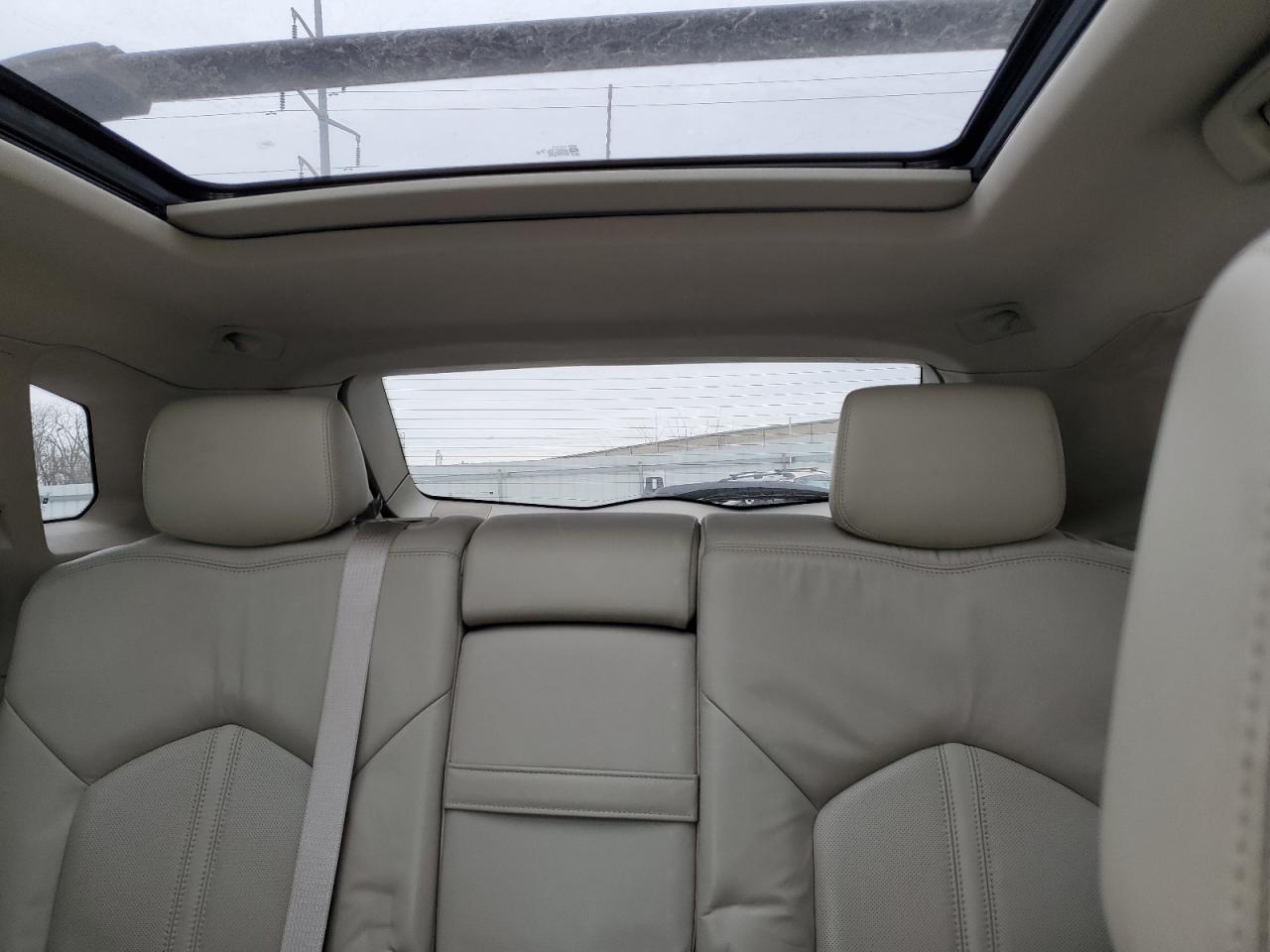 2010 Cadillac SRX - Image 10
