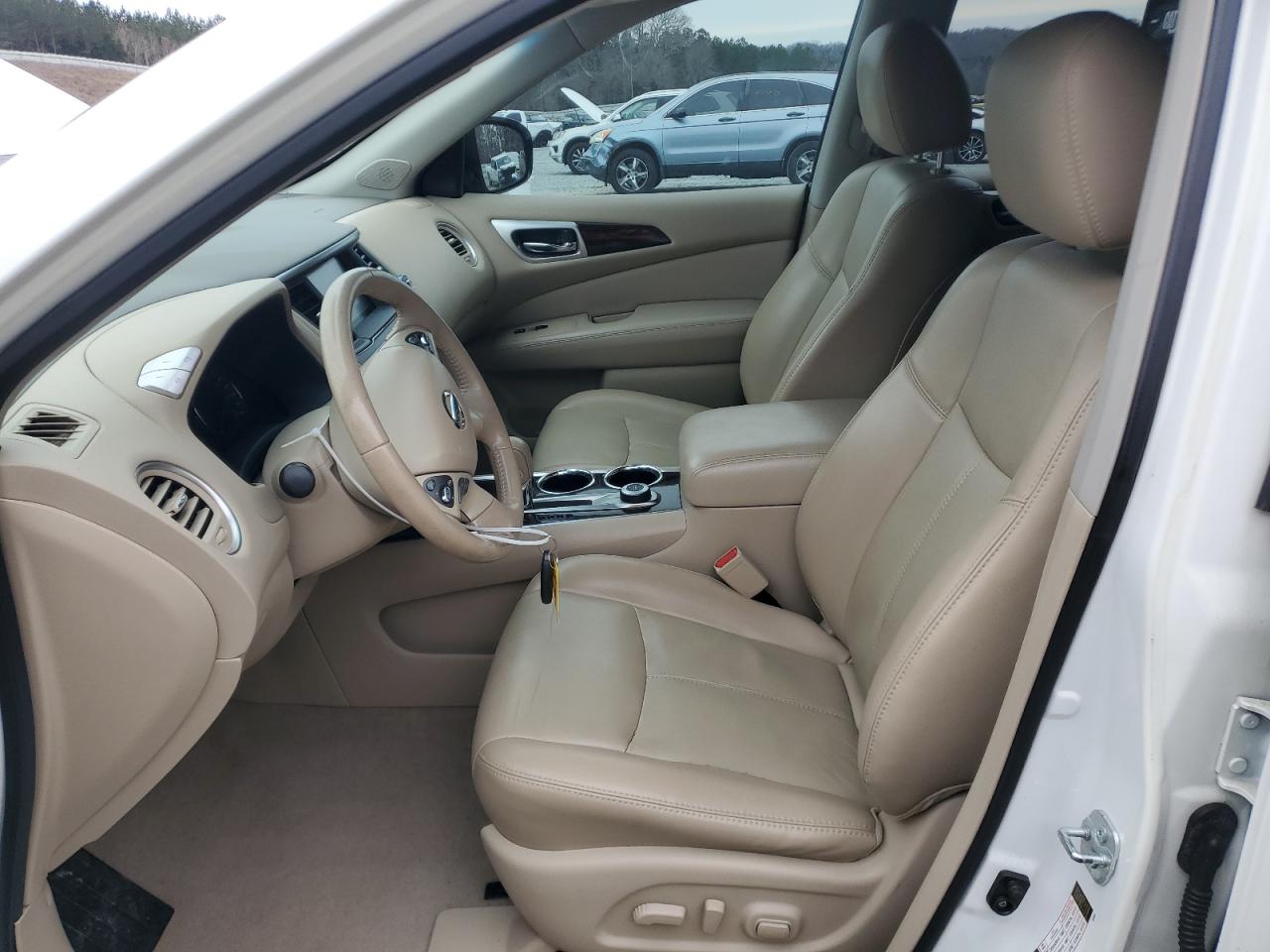 2014 Nissan Pathfinder - Image 7