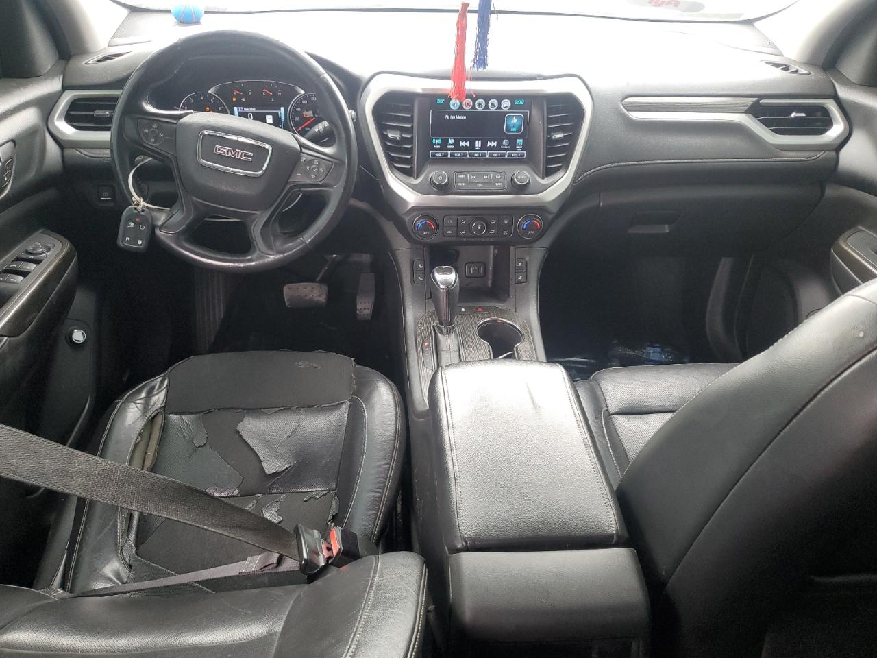 2017 GMC Acadia - Image 8