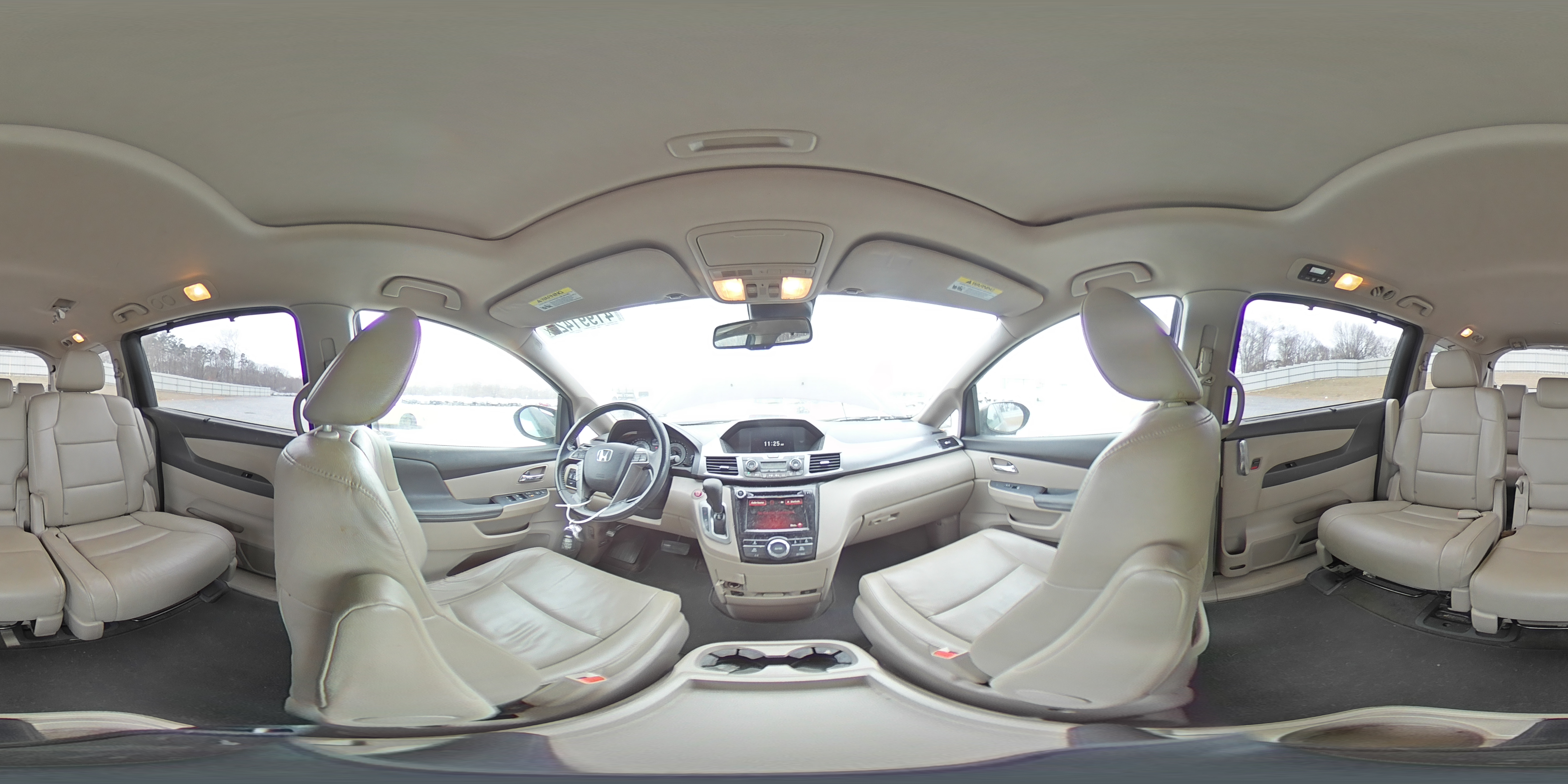 2014 Honda Odyssey - Image 13