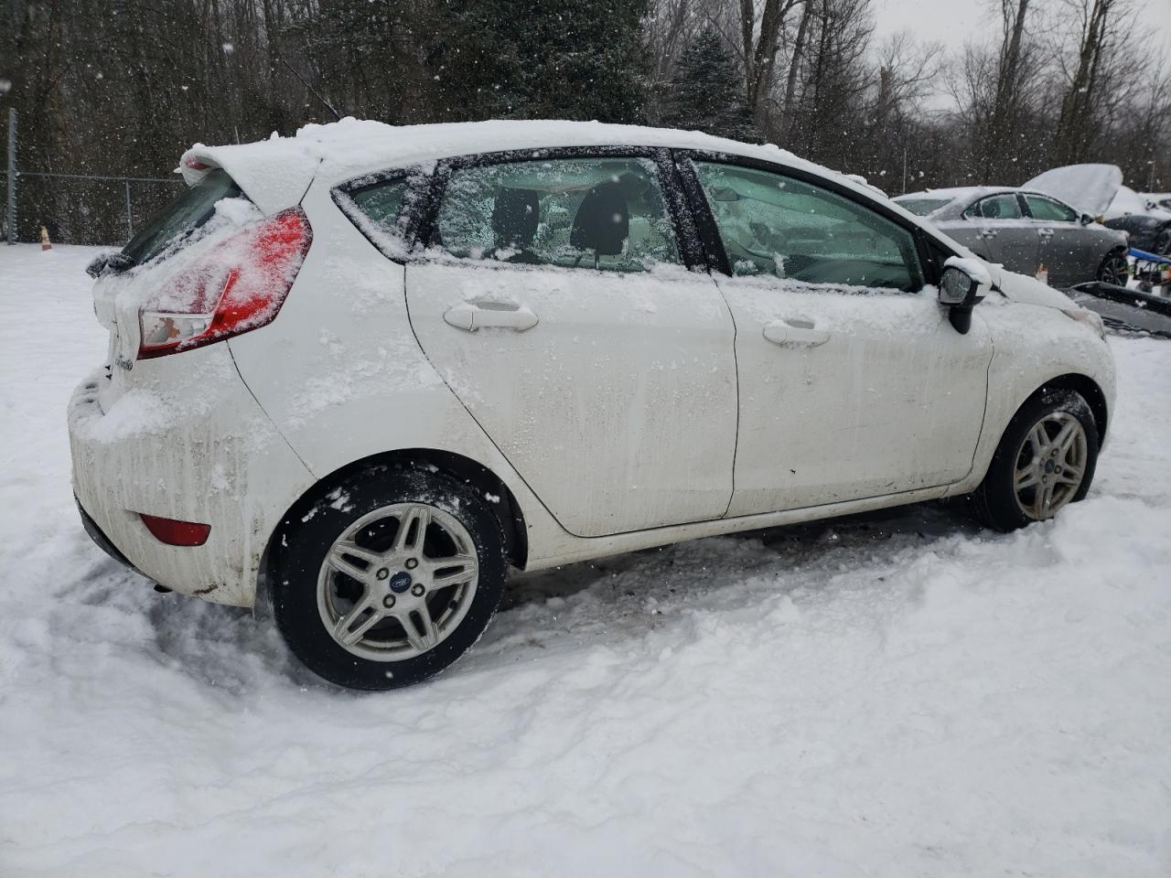 2018 Ford Fiesta - Image 3