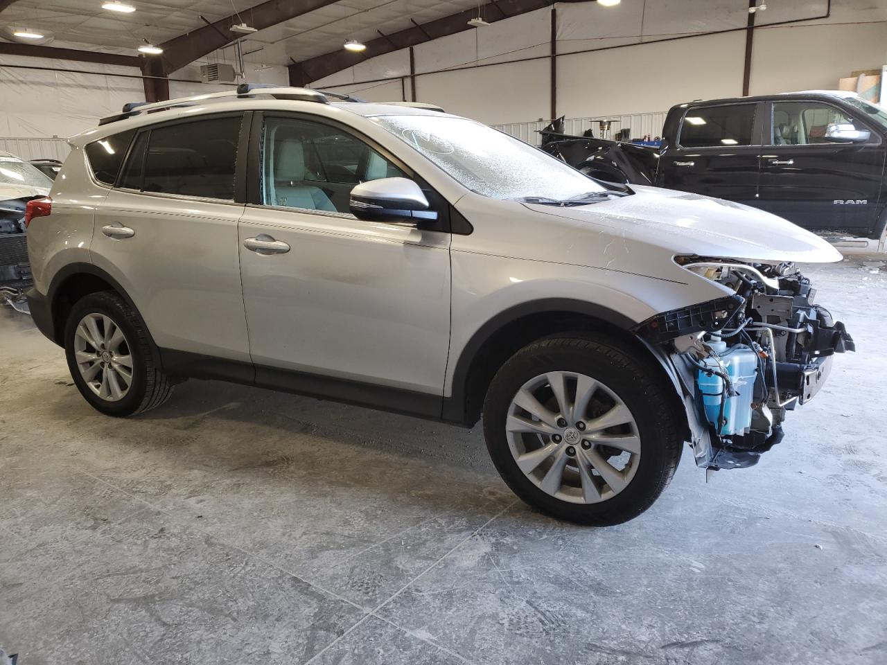 2013 Toyota RAV 4 - Image 4