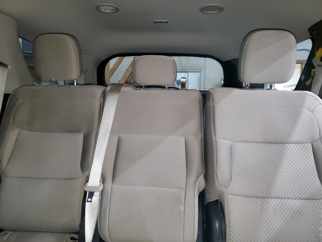 2022 Ford Explorer - Image 10