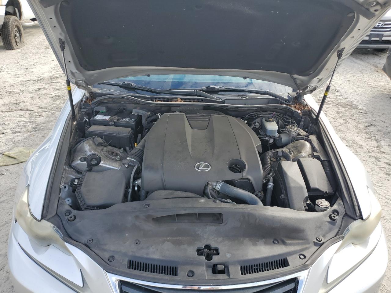 2014 Lexus IS - Image 11
