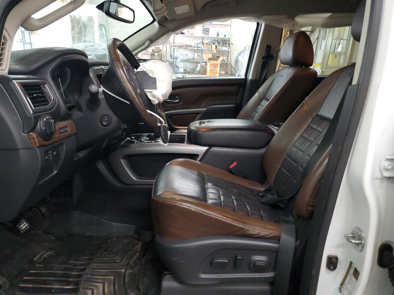 2019 Nissan Titan - Image 7