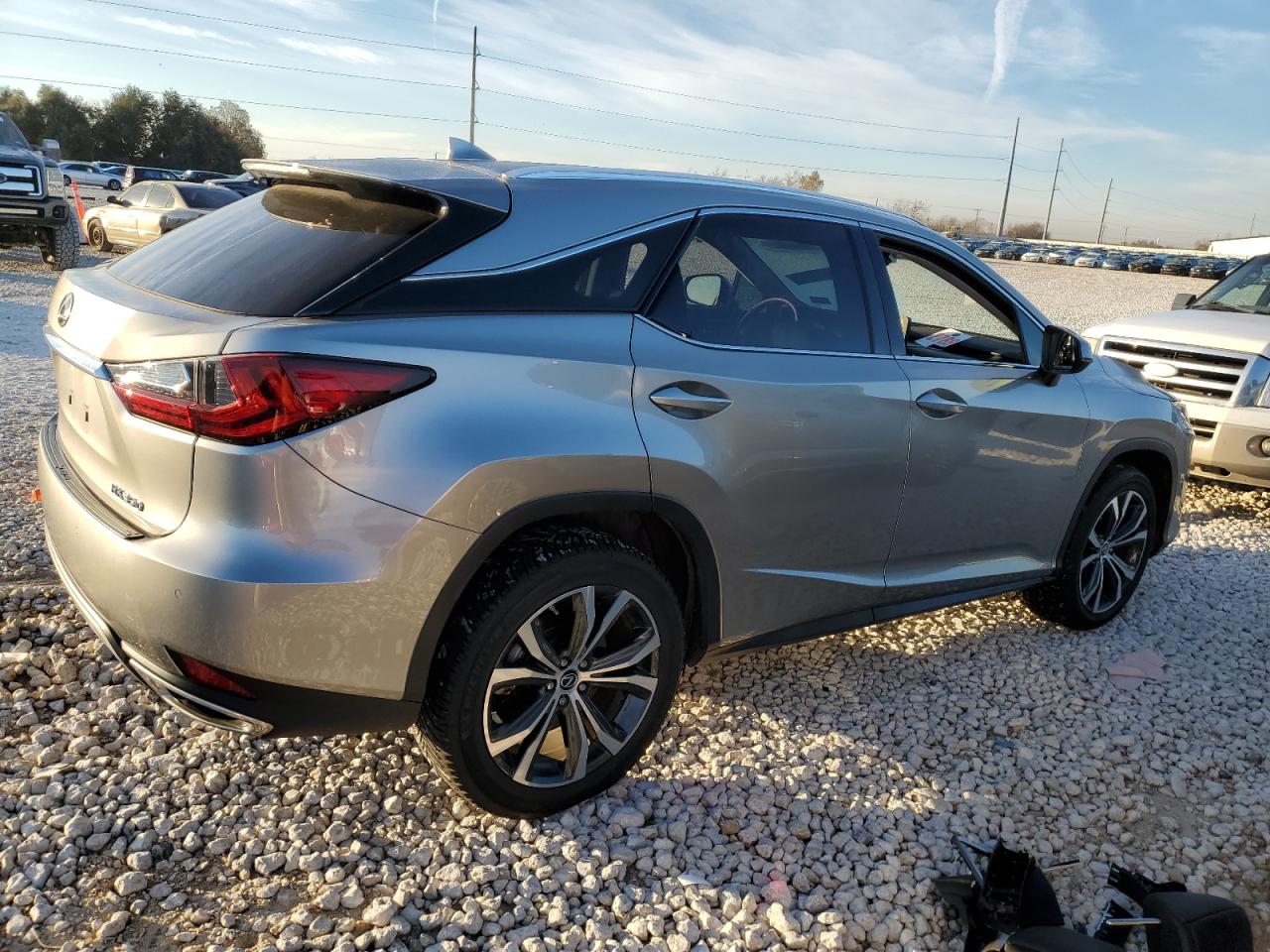 2021 Lexus RX - Image 3