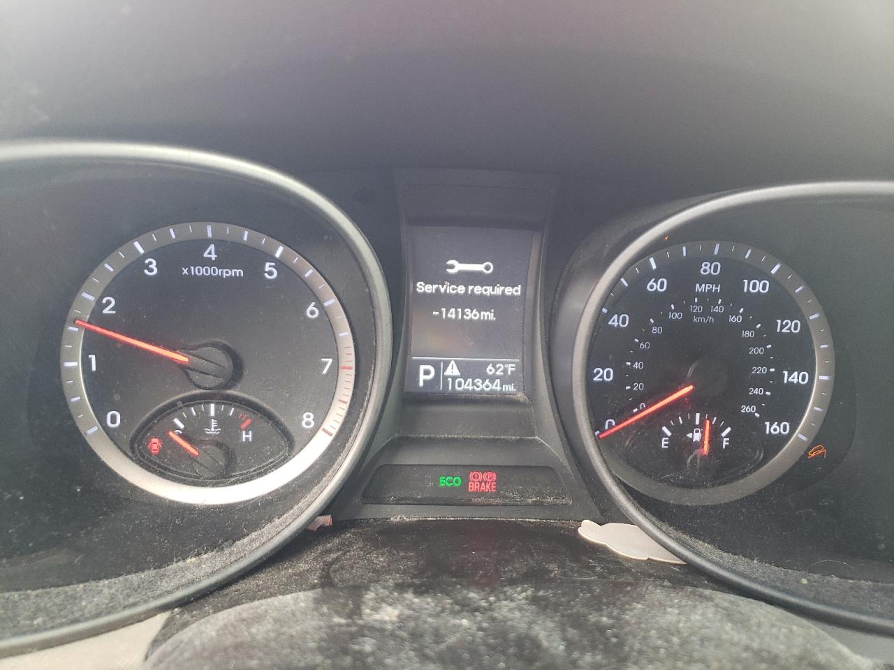 2015 Hyundai Santa Fe - Image 9