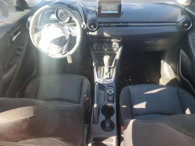 Sedans TOYOTA YARIS 2017 Blue