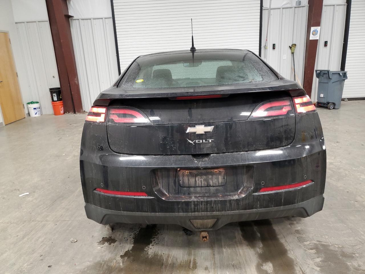 2014 Chevrolet Volt - Image 6
