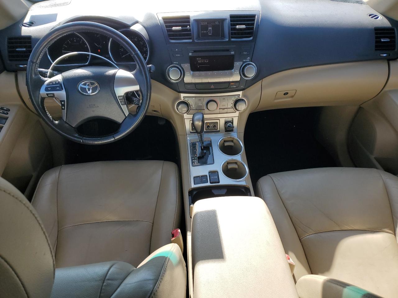 2011 Toyota Highlander - Image 8