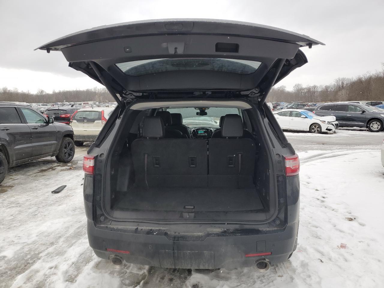 2018 Chevrolet Traverse - Image 6