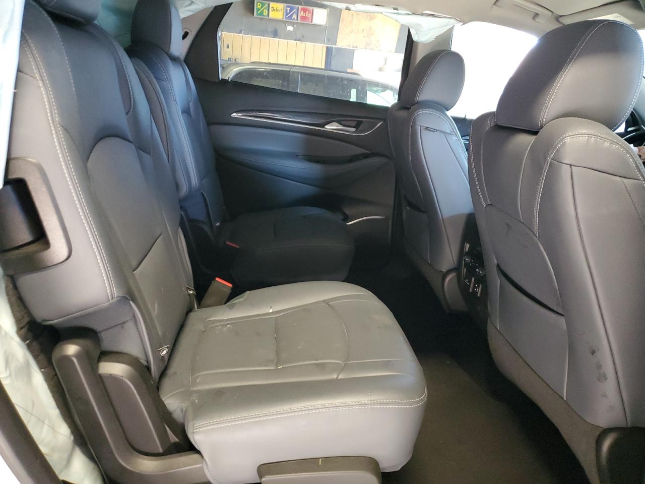 2019 Buick Enclave - Image 11
