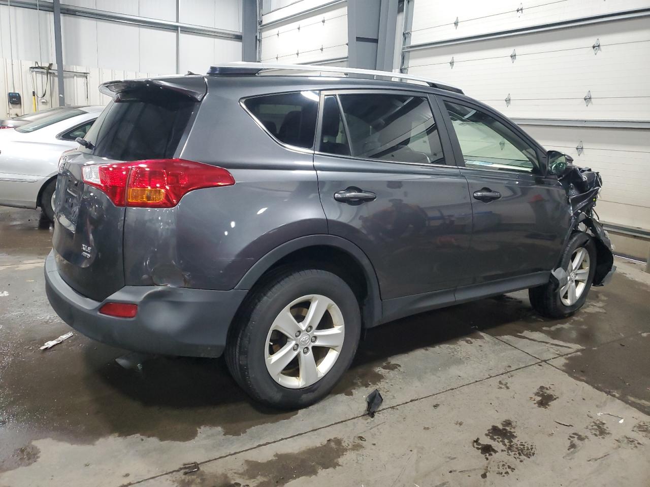 2014 Toyota RAV 4 - Image 3