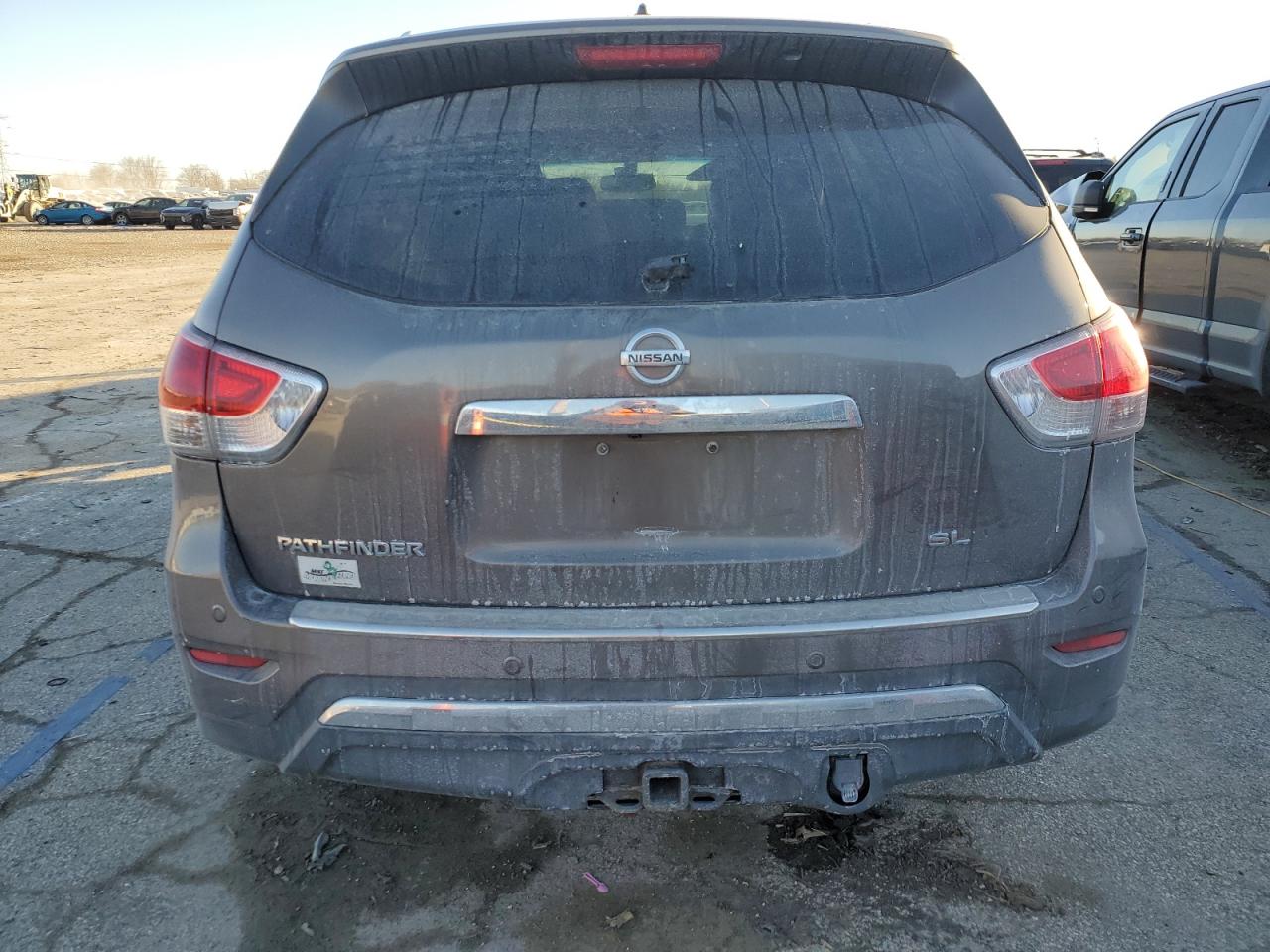 2014 Nissan Pathfinder - Image 6