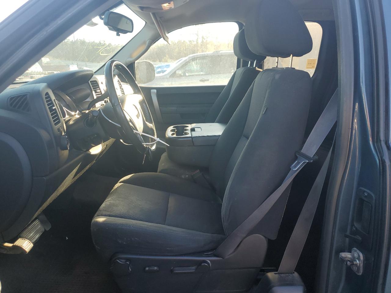 2011 GMC Sierra - Image 7
