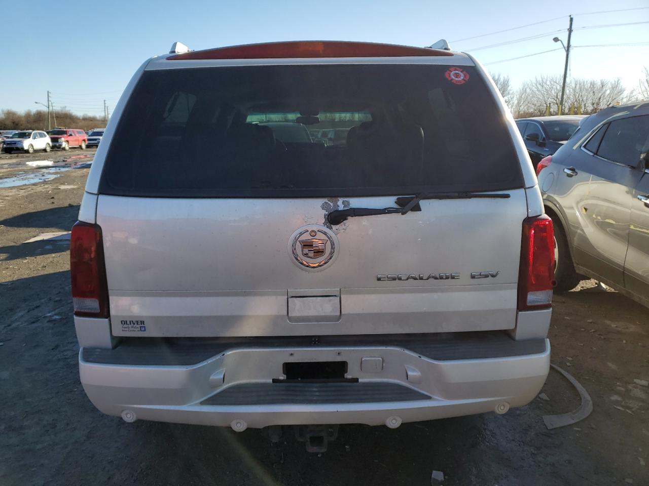 2003 Cadillac Escalade - Image 6