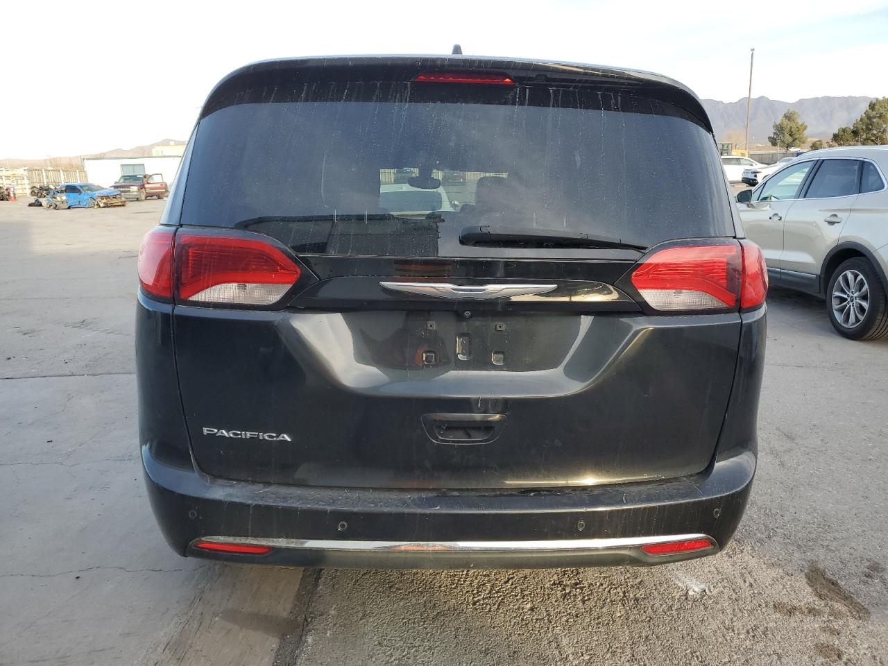 2017 Chrysler Pacifica Touring L VIN: 2C4RC1BG0HR503169 Lot: 42265245