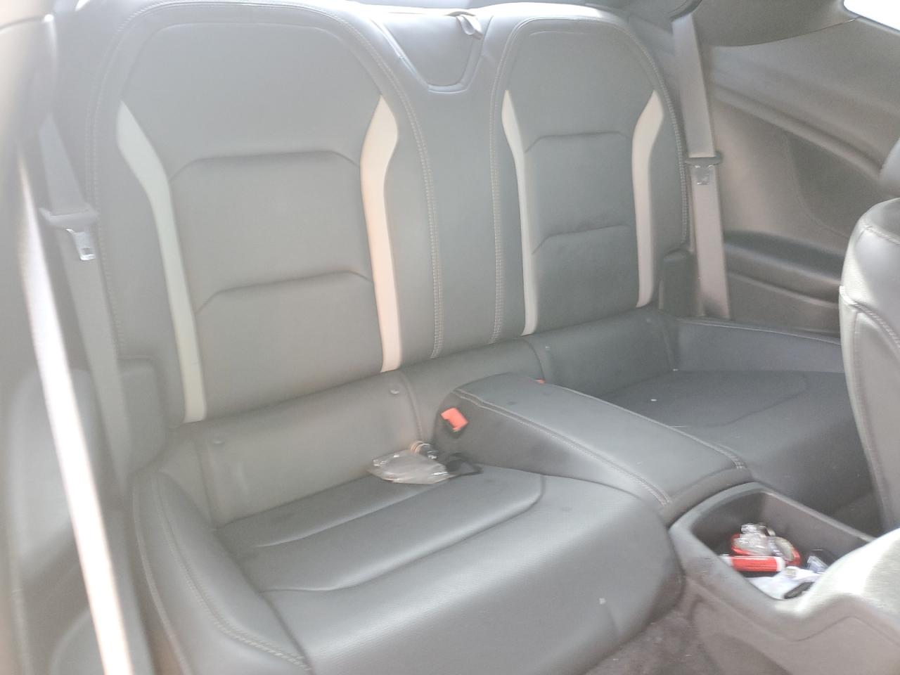 2019 Chevrolet Camaro - Image 10