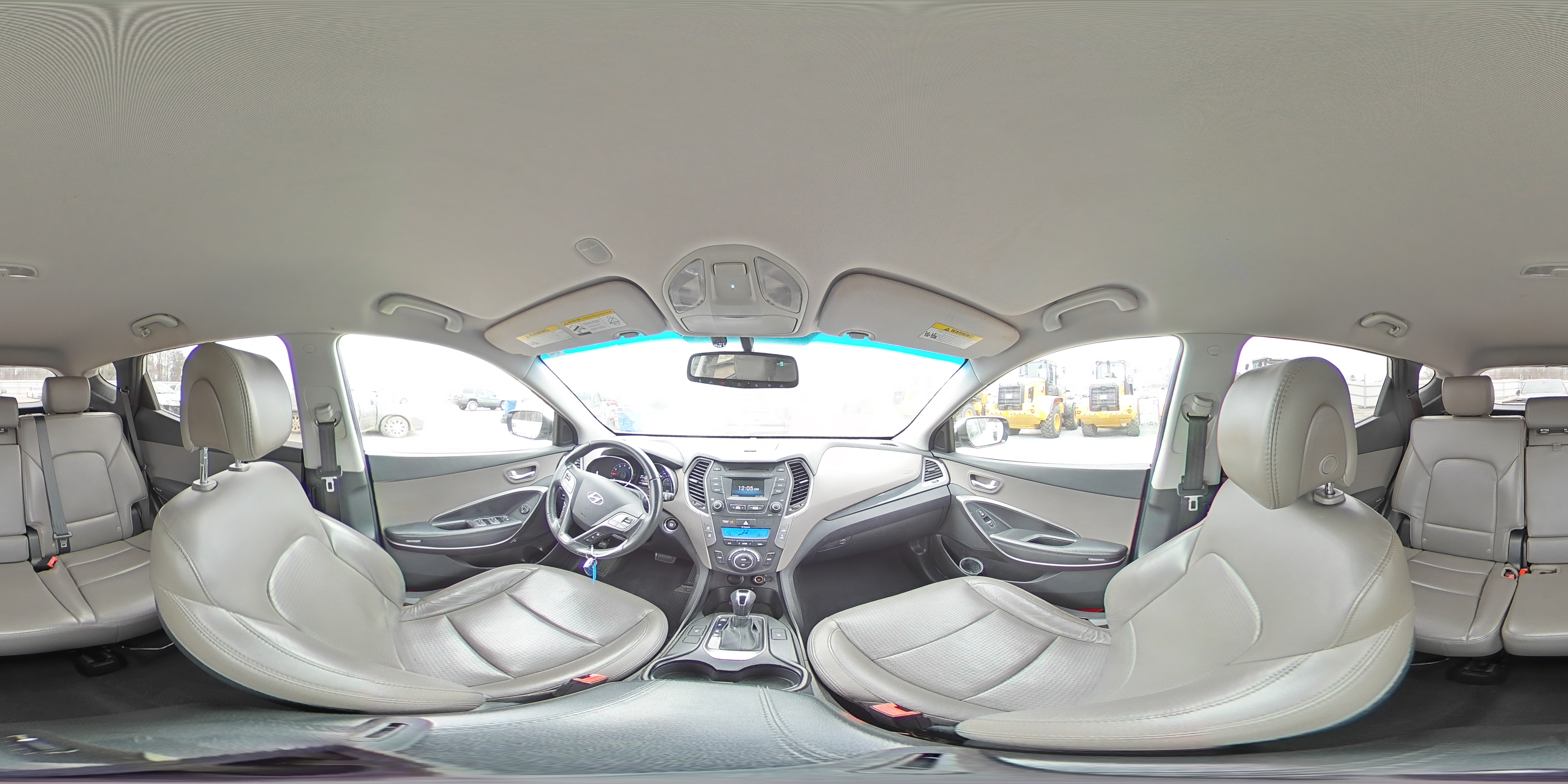 2013 Hyundai Santa Fe - Image 13