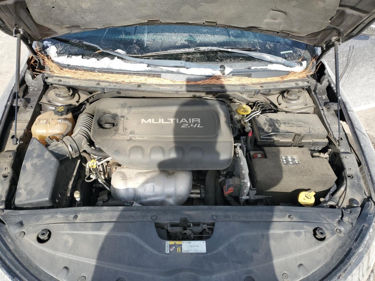 2015 Chrysler 200 - Image 12