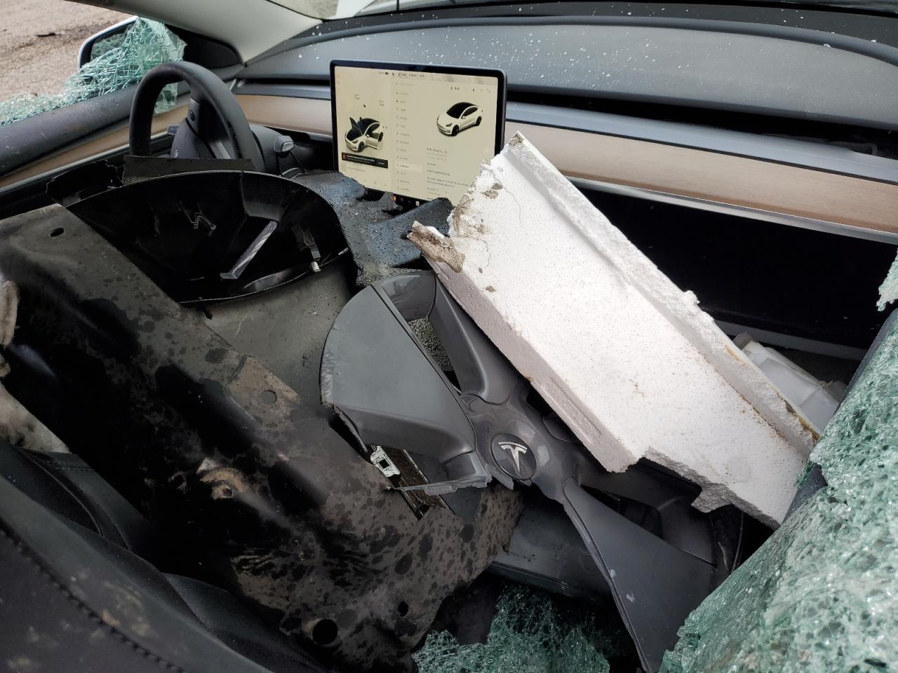 2022 Tesla Model 3 VIN: 5YJ3E1EB1NF183688 Lot: 89304315