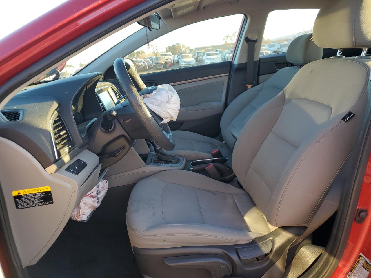 2018 Hyundai Elantra - Image 7