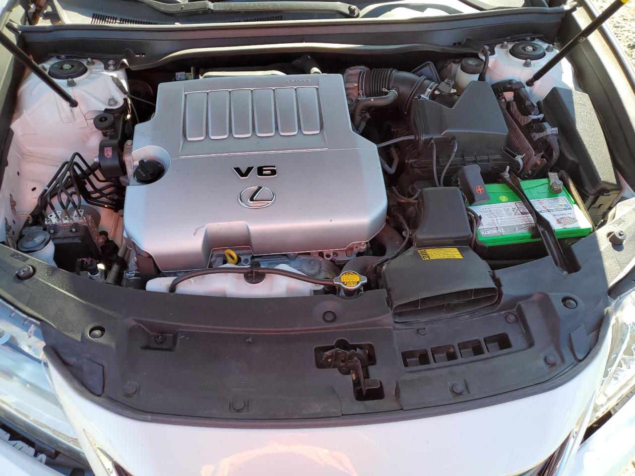2015 Lexus ES - Image 13