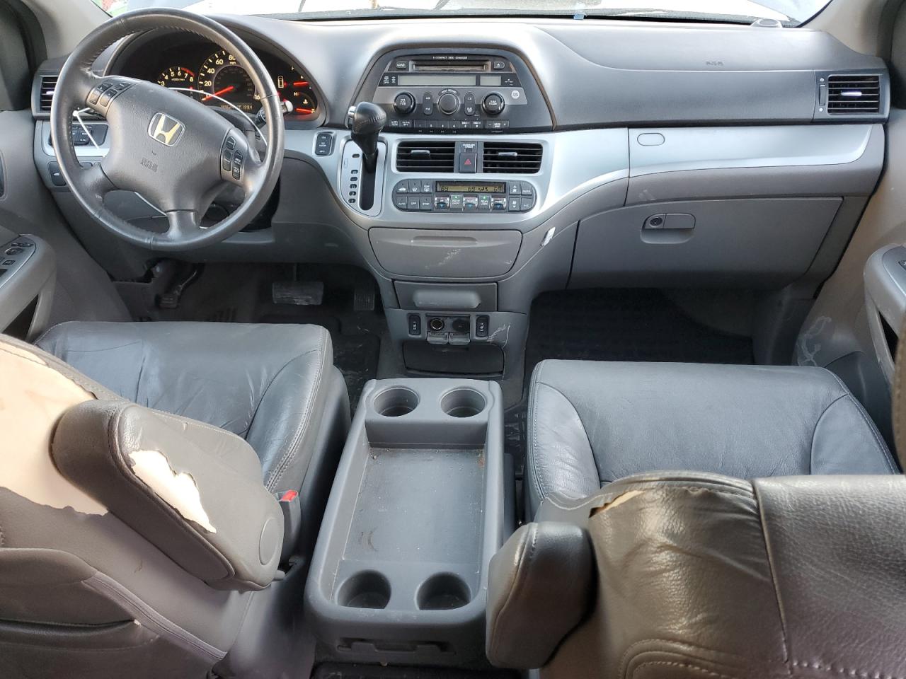 2010 Honda Odyssey - Image 8