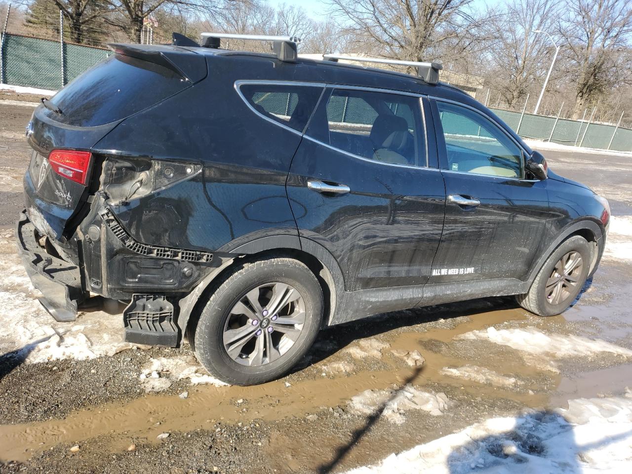 2015 Hyundai Santa Fe - Image 3