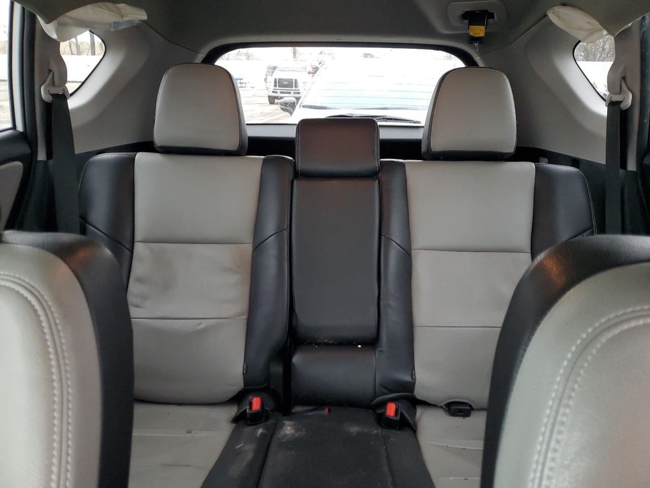 2018 Toyota RAV 4 - Image 10