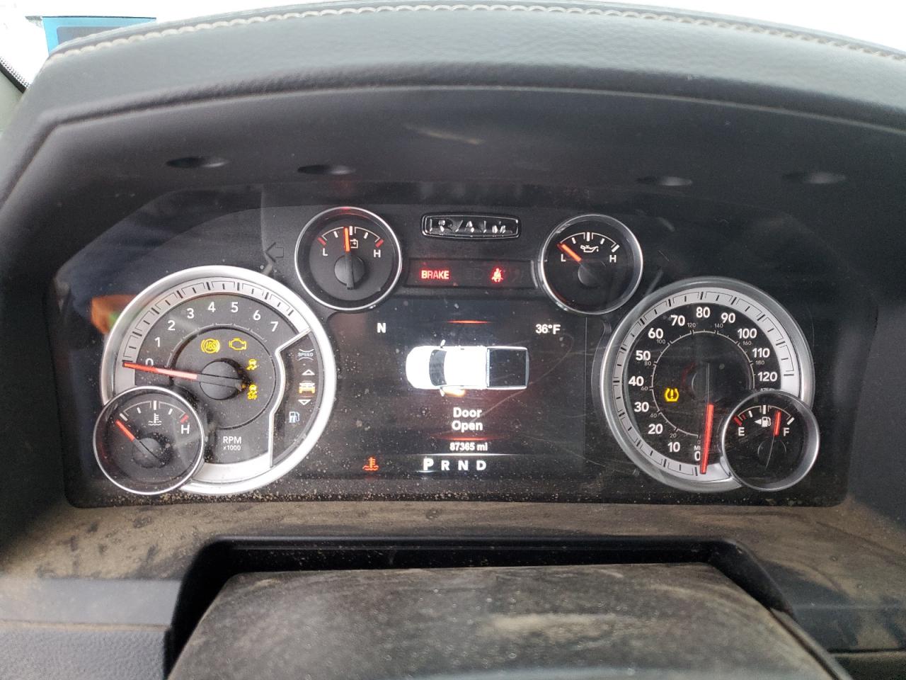2015 RAM 2500 - Image 9