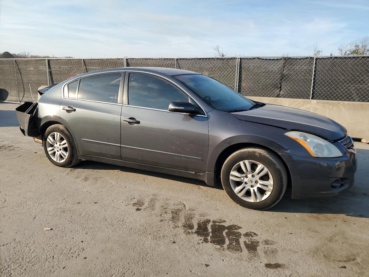 2011 Nissan Altima - Image 4
