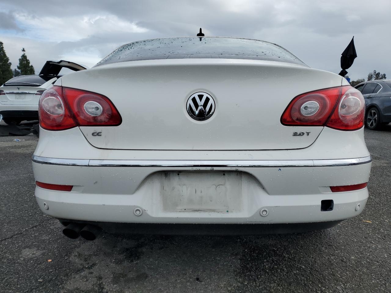 2010 Volkswagen Passat CC - Image 6