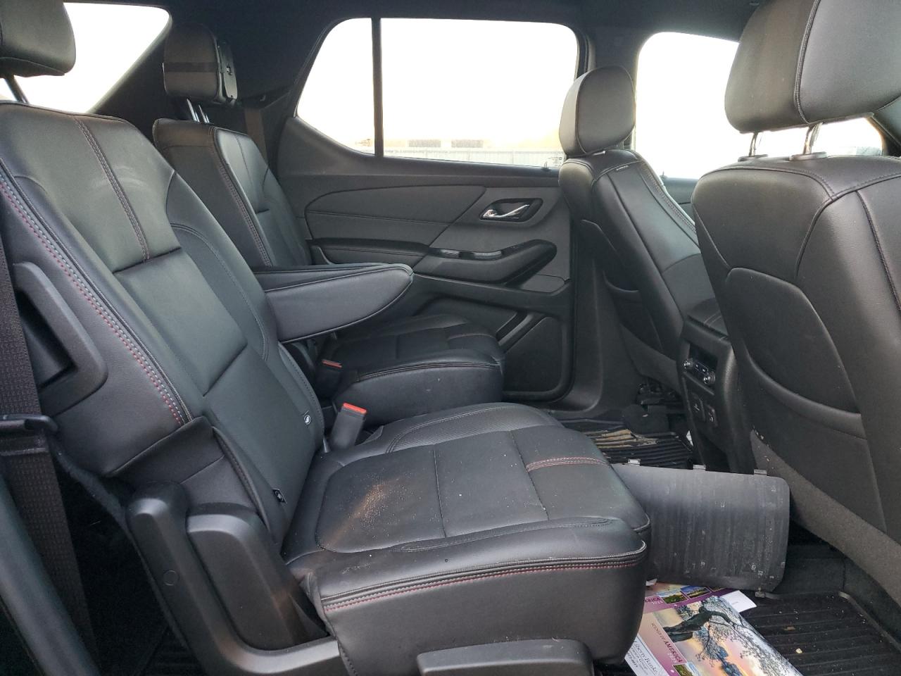 2022 Chevrolet Traverse - Image 11