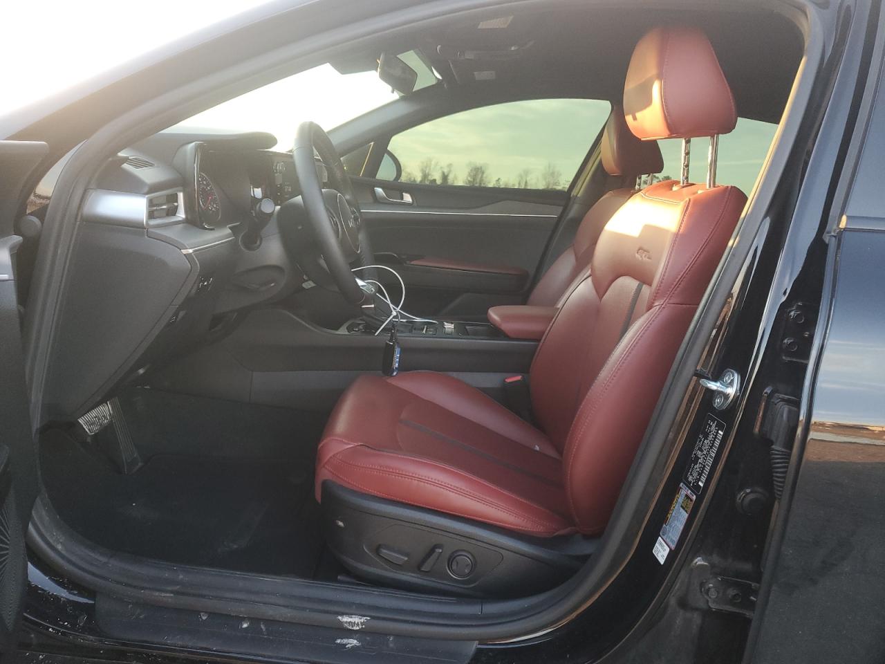 2023 Kia K5 - Image 7
