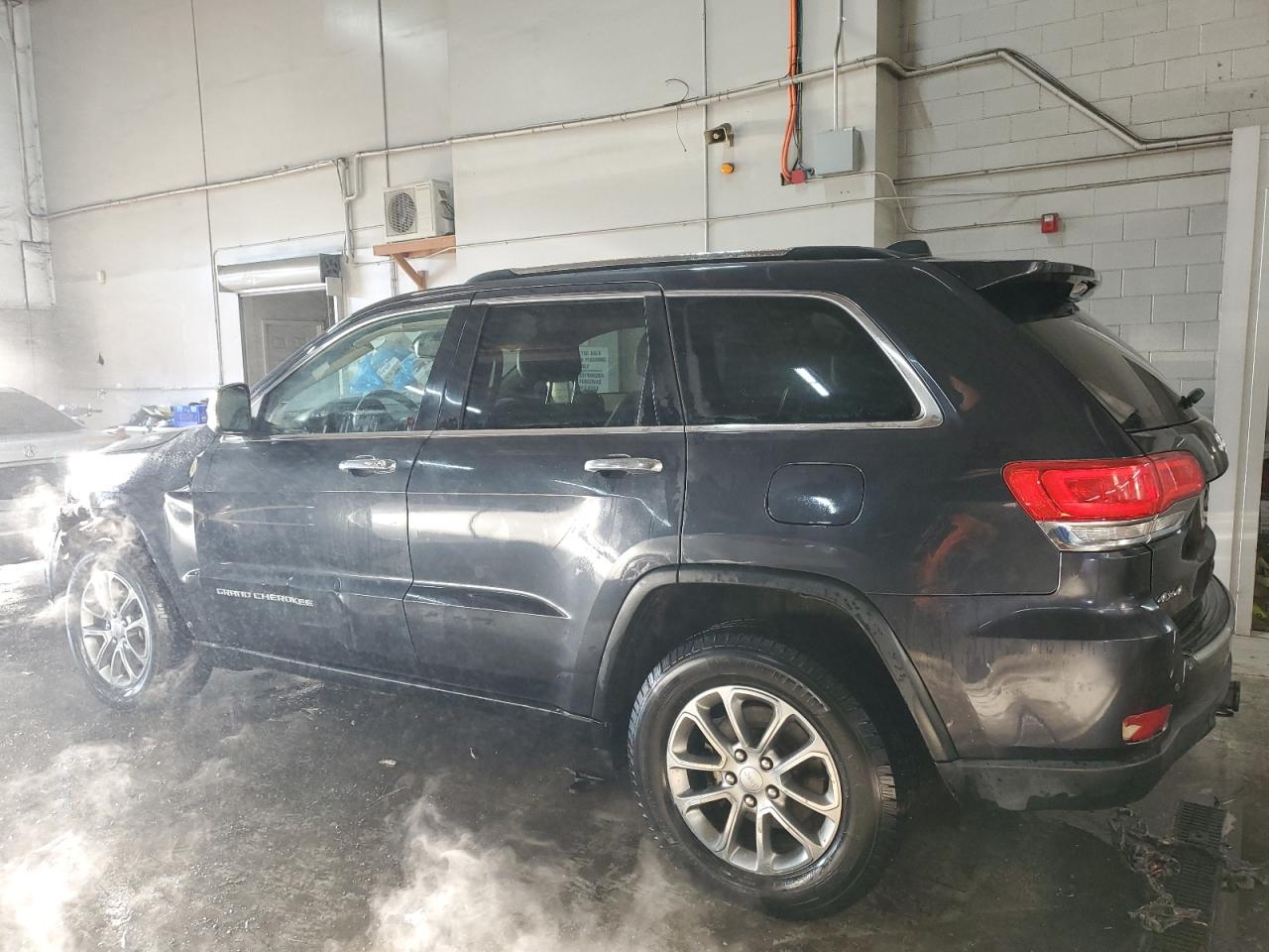 2016 Jeep Grand Cherokee - Image 2