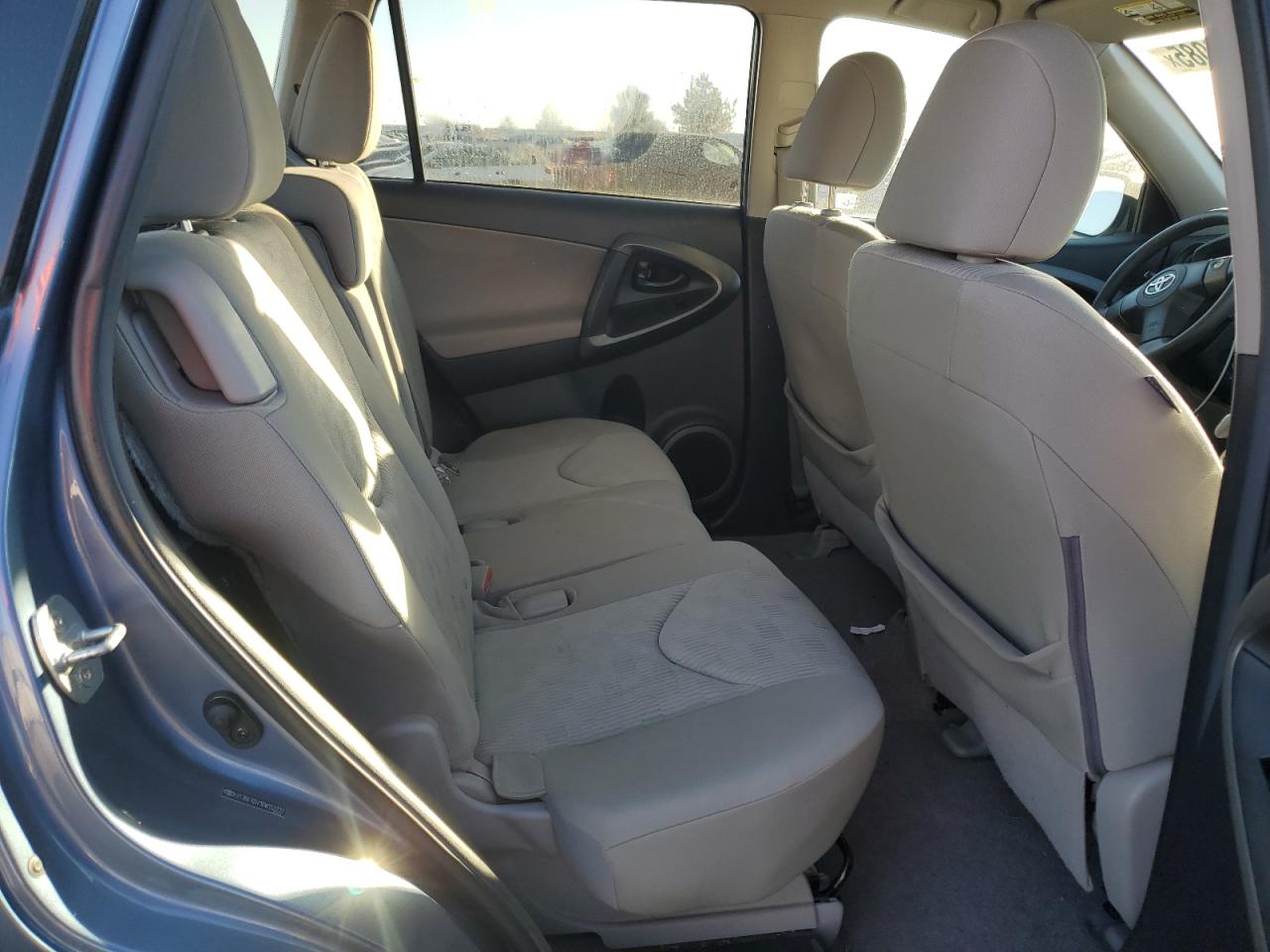 2011 Toyota RAV 4 - Image 11