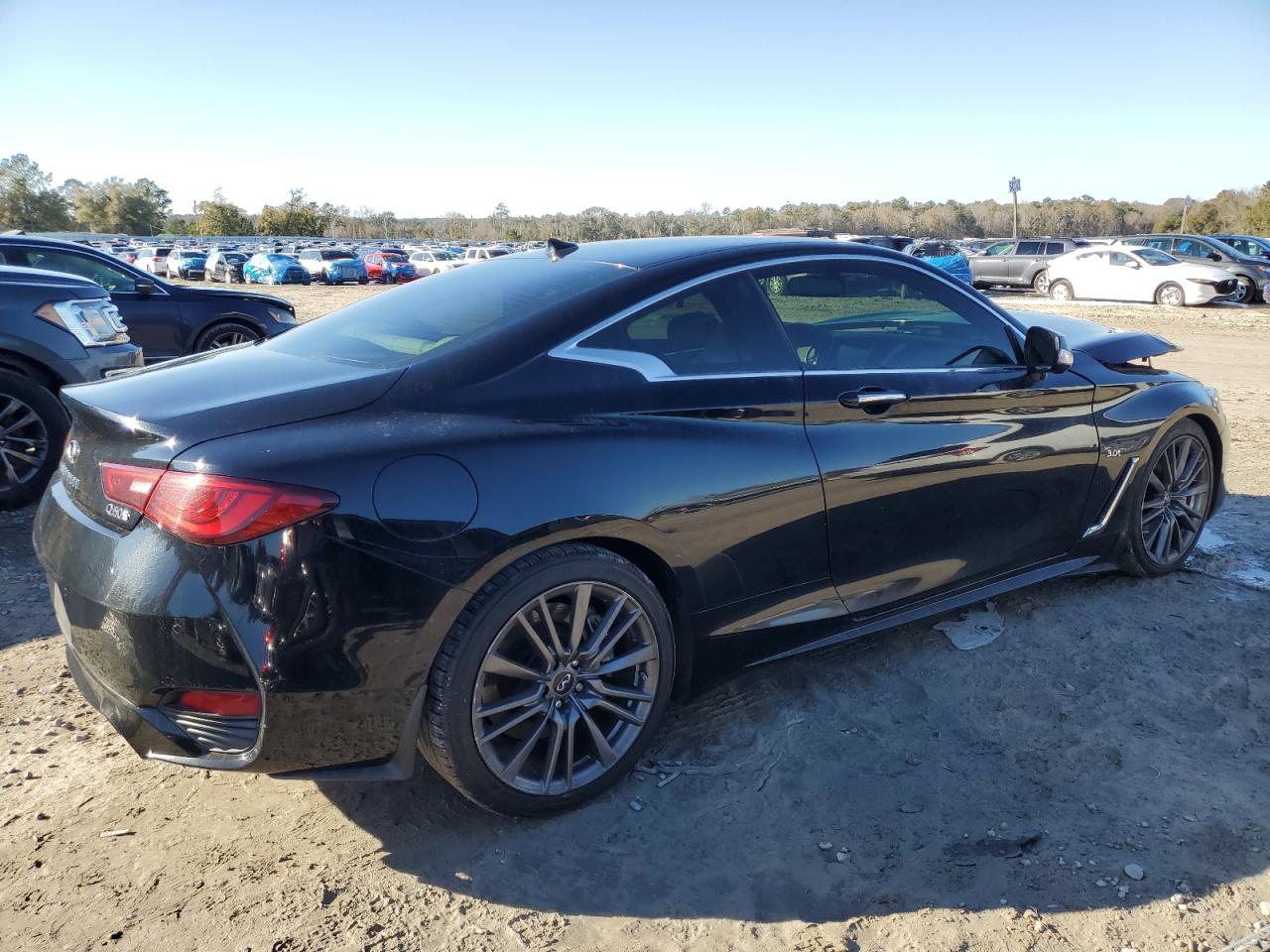 2017 Infiniti Q60 - Image 3