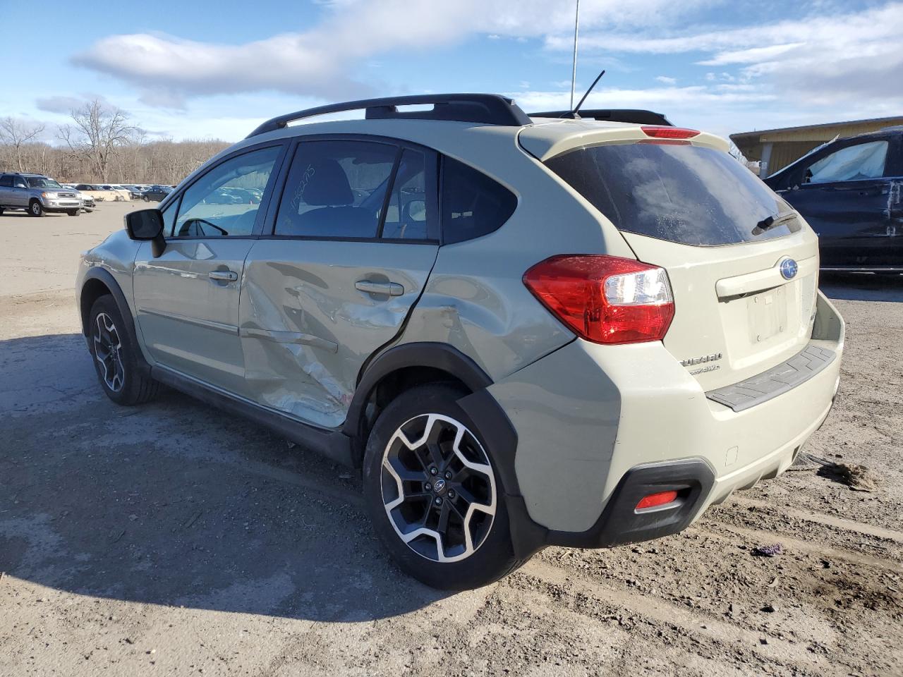 2016 Subaru XV - Image 2