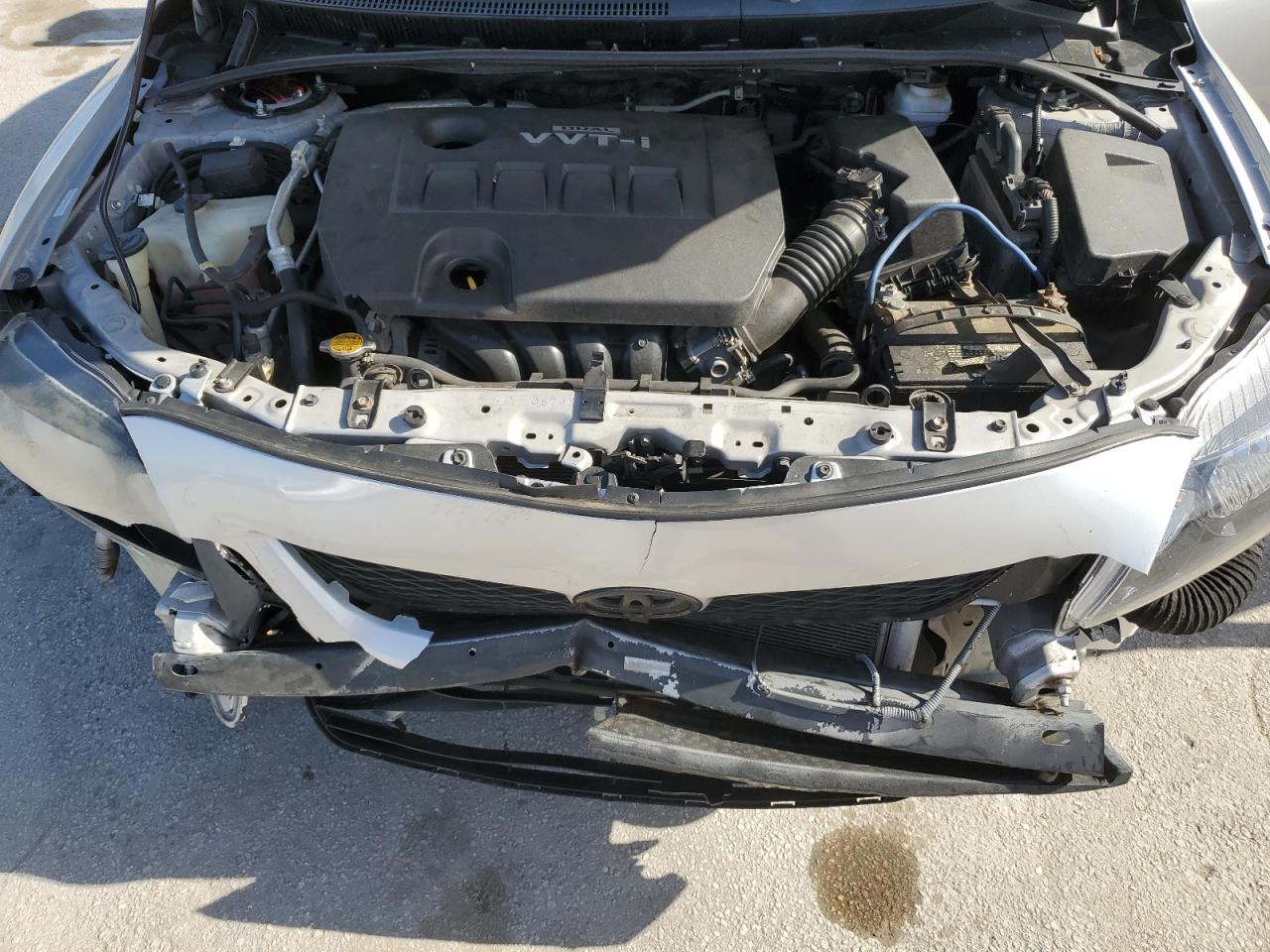 2010 Toyota Corolla - Image 12