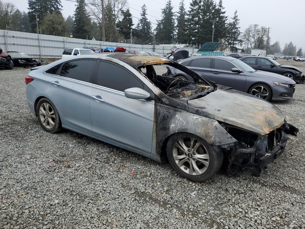 2011 Hyundai Sonata - Image 4