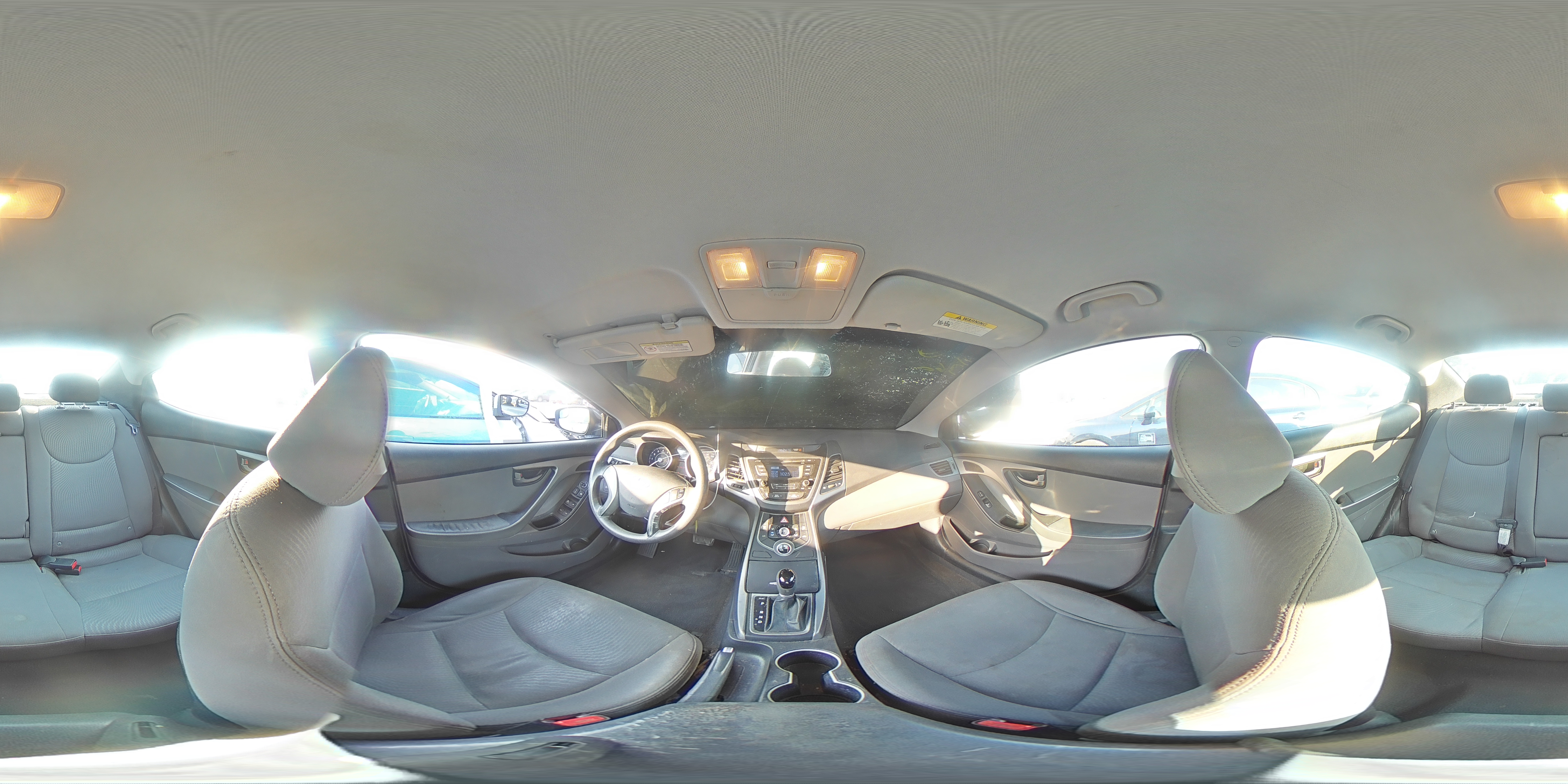 2014 Hyundai Elantra - Image 12