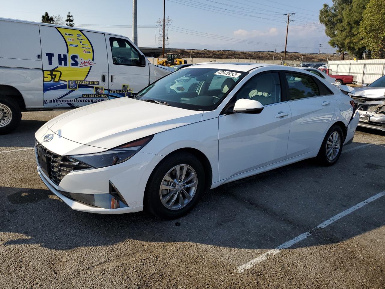 2023 Hyundai Elantra - Image 1