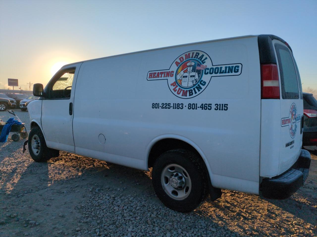 2015 GMC Savana - Image 2