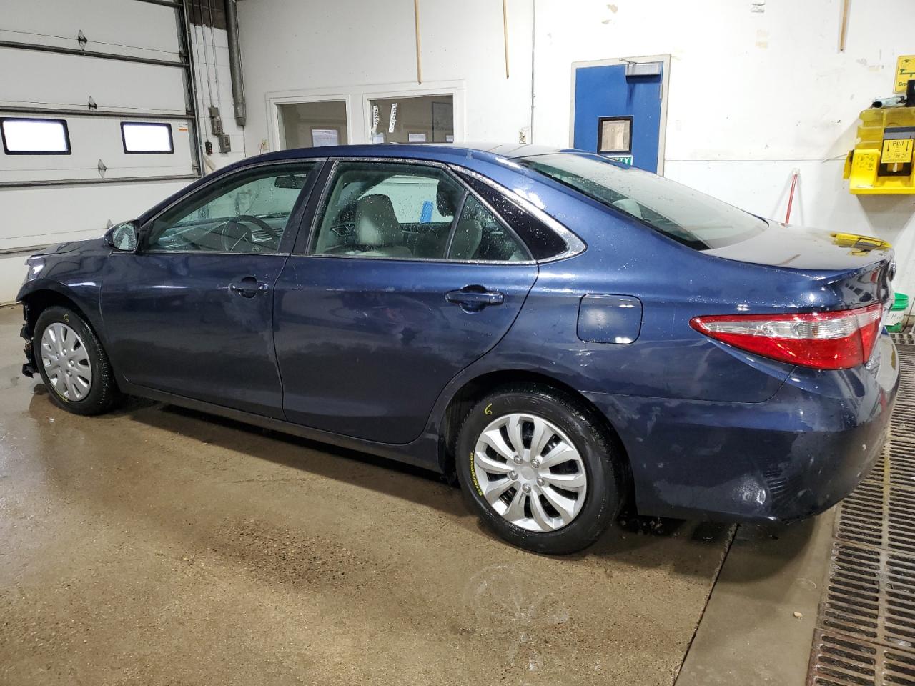 2015 Toyota Camry - Image 2